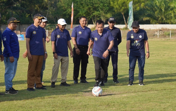 Meriahkan HUT ke-43, PT Pupuk Iskandar Muda Gelar Turnamen Sepak Bola PIM Dewantara Cup VI